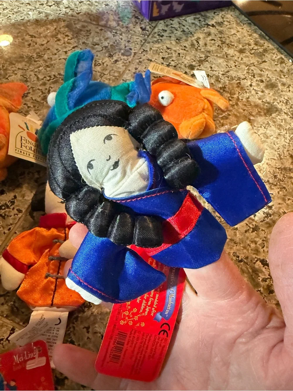 Dynamics of Manhattan Mei-Ling & Kiki VTG Finger Puppets & Finger Follies Fish